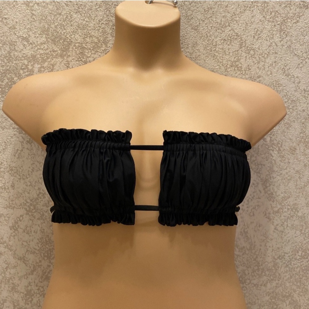 SHEIN Black Ruffled Bandeau Bikini Top